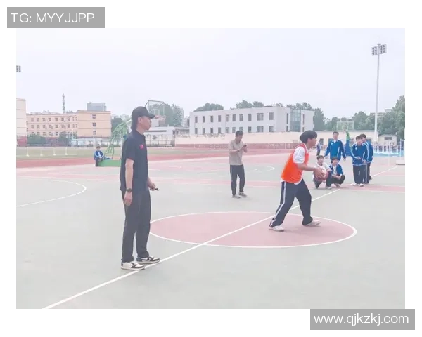 2017校园篮球盛事回顾与精彩瞬间分享，青春激情点燃校园篮球热潮